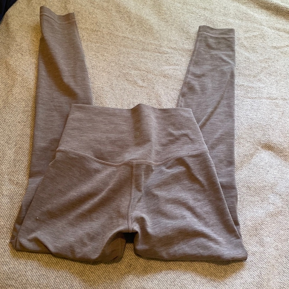 Lulu lemon leggings